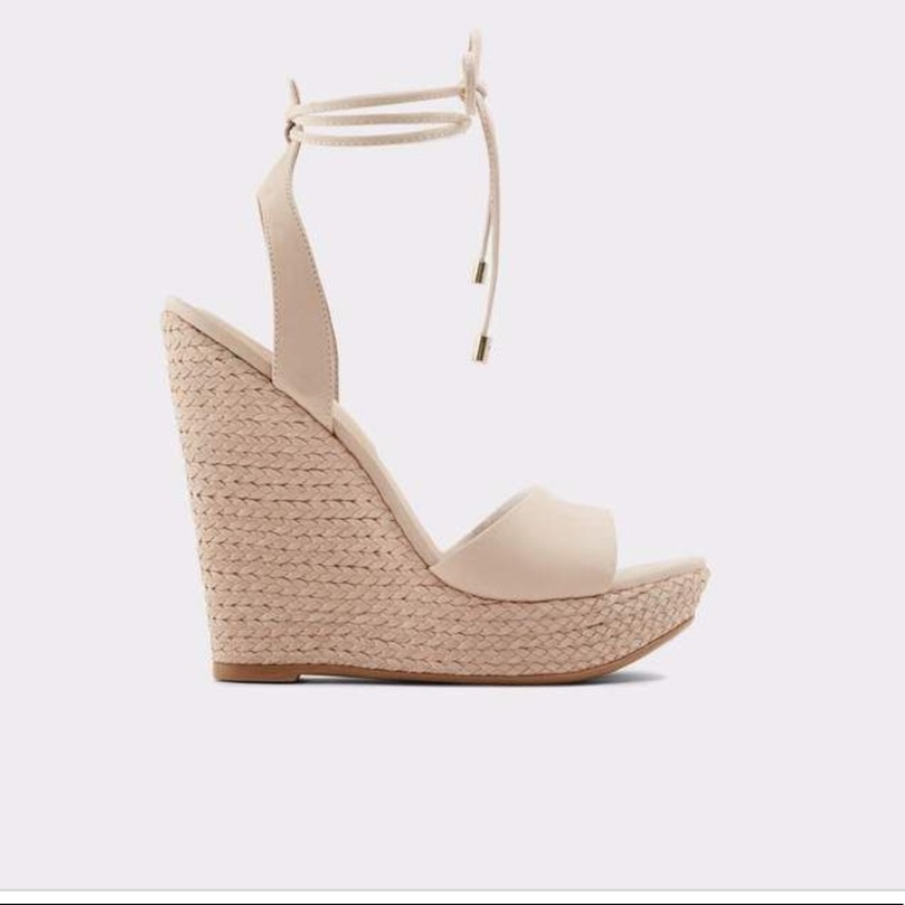 Aldo lriladia wedge
